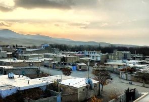 نمایی از غروب یک روز پاییزی در روستای تکه شهرستان نهاوند + فیلم