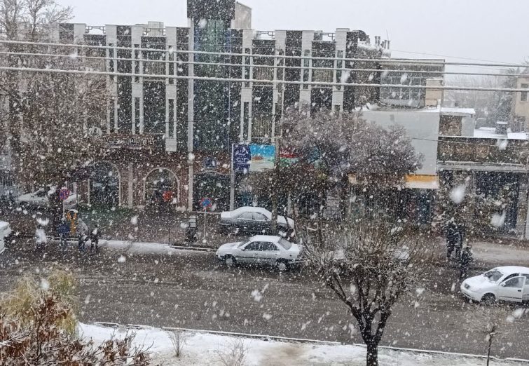 پائیز نهاوند طعم زمستان گرفت+تصاویر